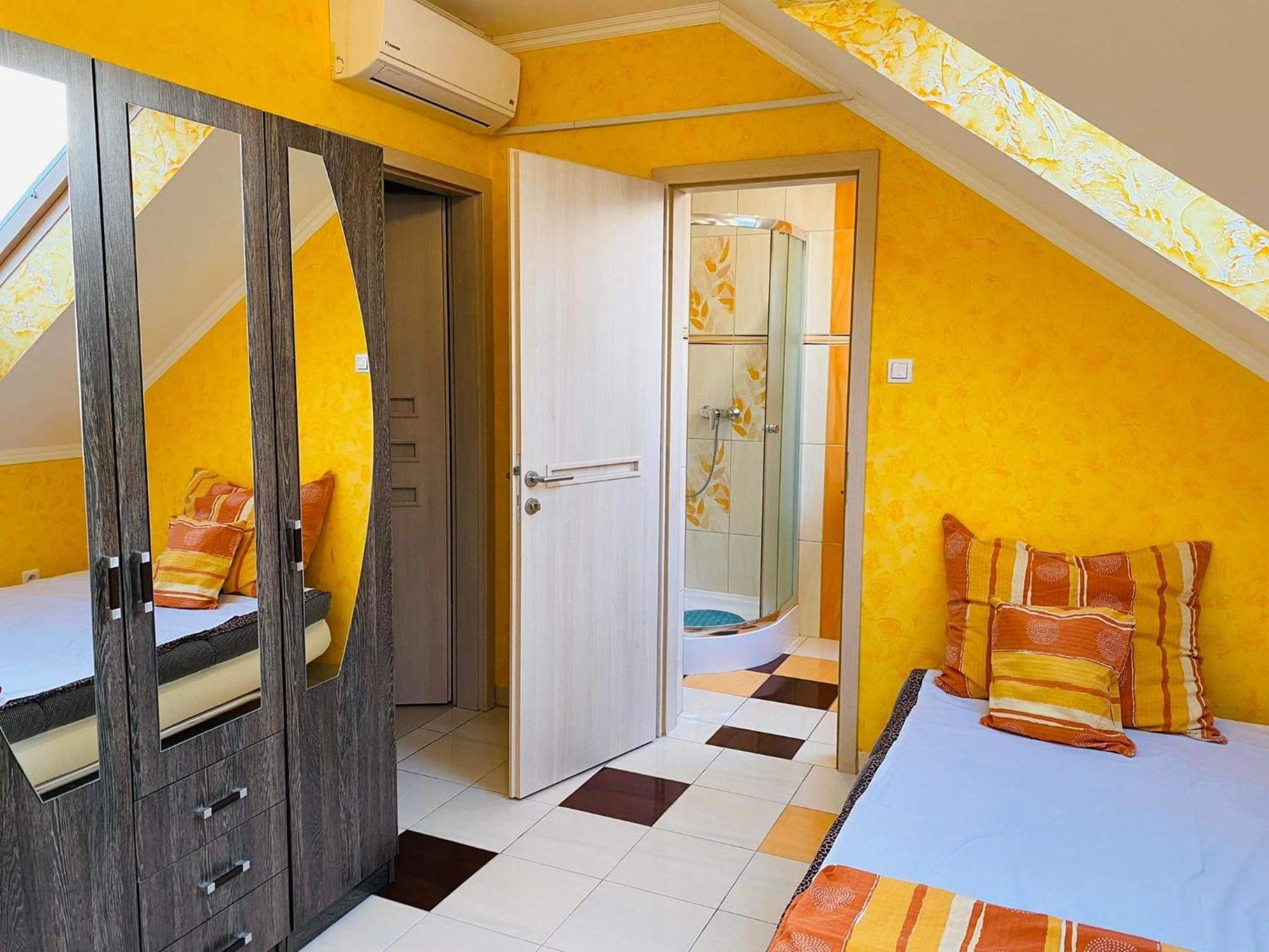 Box Vendeghaz Otel Nagykáta Oda fotoğraf