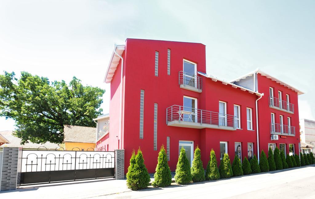 Box Vendeghaz Otel Nagykáta Dış mekan fotoğraf